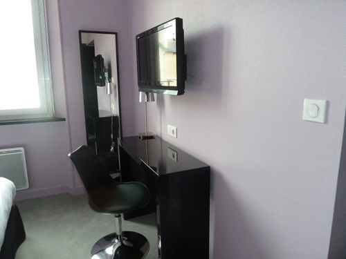 Astrid Hotel Рен Екстериор снимка